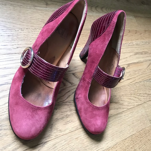 Wine colored Sofft heels - Picture 3 of 13